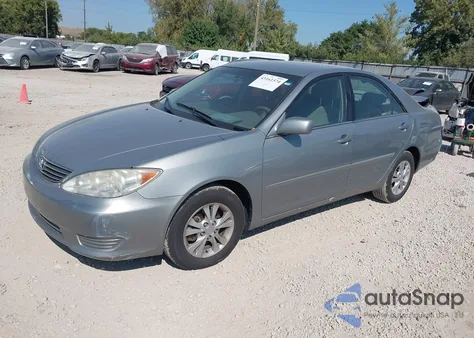 2006 Toyota Camry Le V6 from USA, damaged, VIN 4T1BF32K96U627977